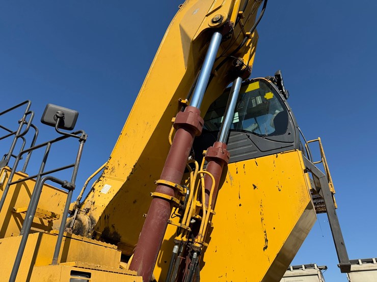 #4098-•-2015-john-deere-870g-lc-excavator-image-48