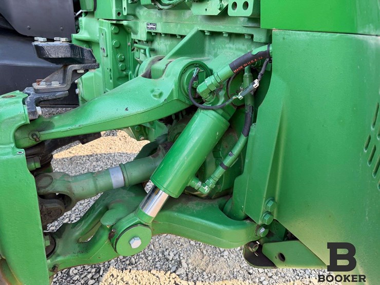 2011-john-deere-8335r-tractor-image-69