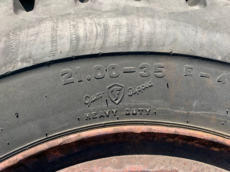 #41532-•-various-equipment-tires-image-4