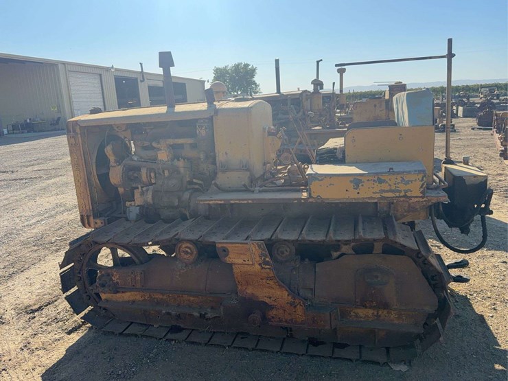 caterpillar-forty-diesel-image-6