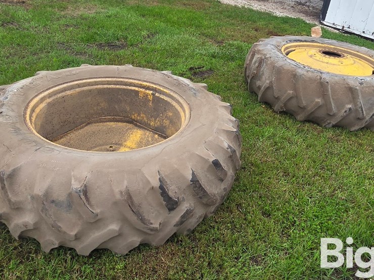 john-deere-duals-image-3