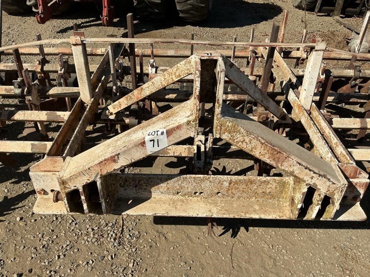 custom-3-pt-3-row-60"-cultivator-image-7