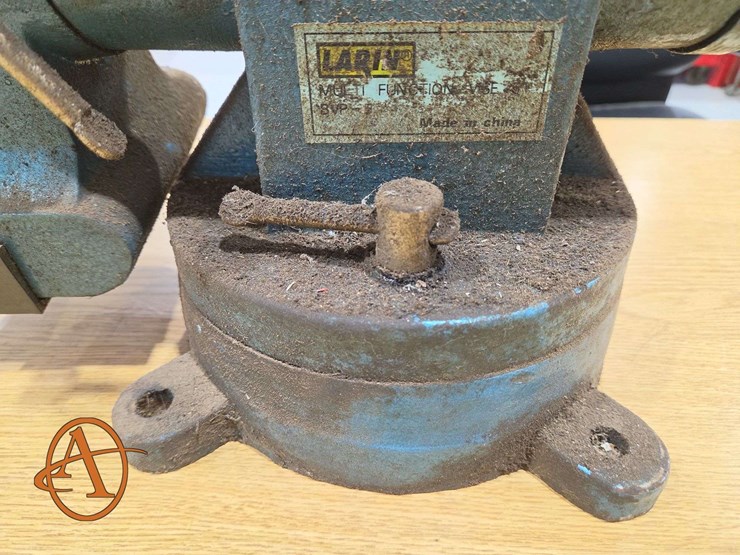 larin-multifunction-bench-vise-image-10