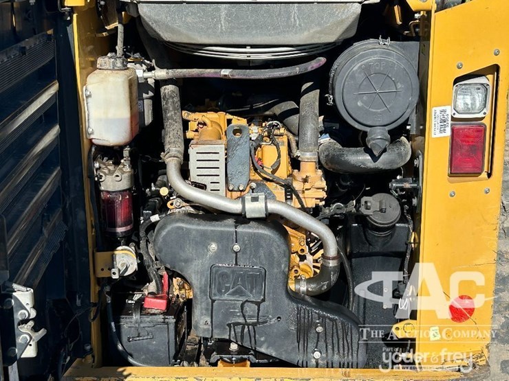 2017-caterpillar-259d-image-7