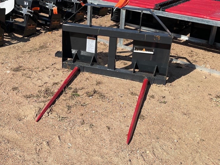 #4096-•-landhonor-bale-spear-frame-attachment-image-11