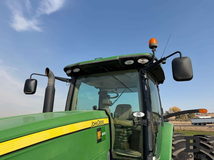 2011-john-deere-8335r-tractor-image-16