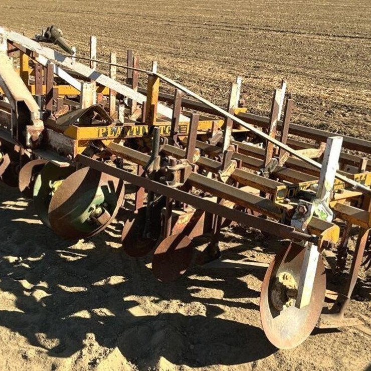 JOHNSON 3-Pt 3-Row 60" Cultivator