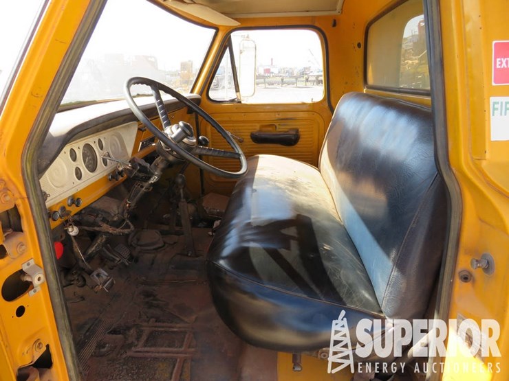 1970-ford-f-504-s/a-dump-truck-image-7
