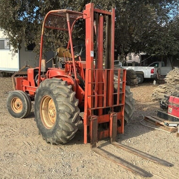 ALLIS-CHALMERS I-600 4500Lb Capacity RT Forklift