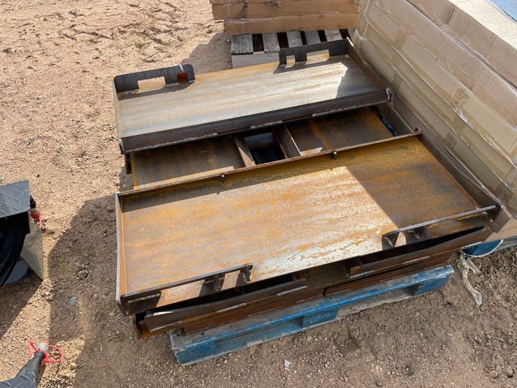 #4132-•-landhonor-skid-steer-universal-adapter-plate-image-4