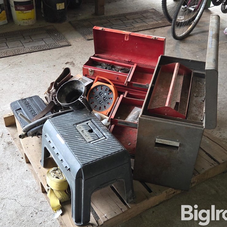 Pallet Of Misc Tools