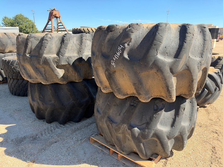#41604-•-(4)-skidder-tires-image-1