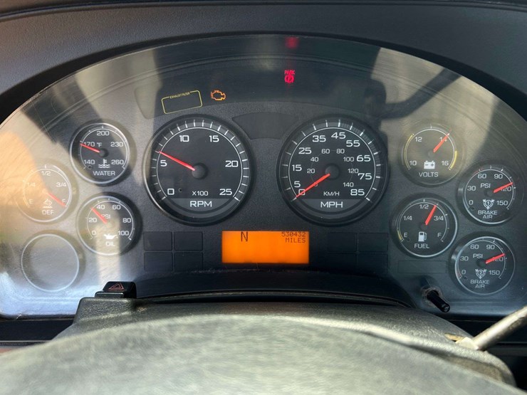 2016-international-prostar+-122-tandem-axle-day-cab-truck-tractor-–-cummins-isx15-diesel-(530,432-mi-image-12