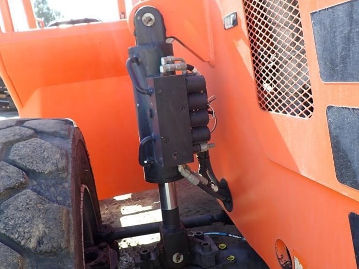 2018-jlg-10054t4f-telescopic-reachlift-image-16