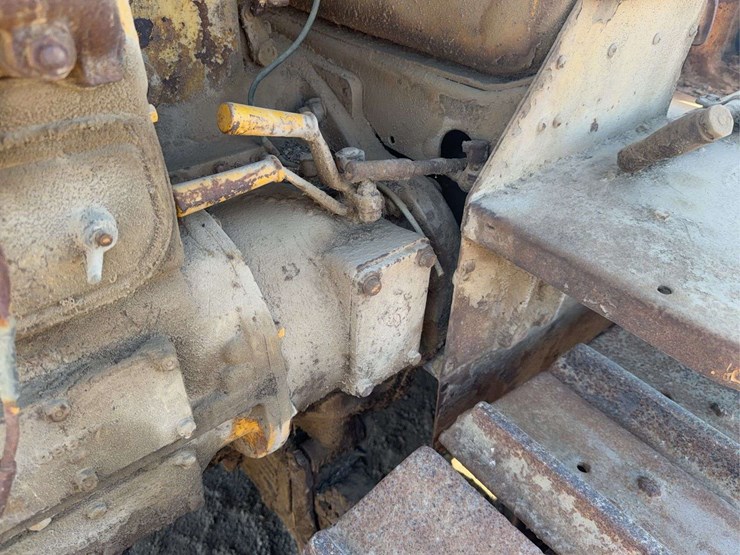 caterpillar-forty-diesel-image-22