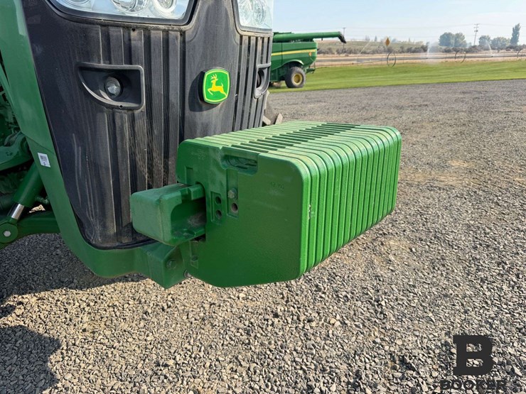 2011-john-deere-8335r-tractor-image-9