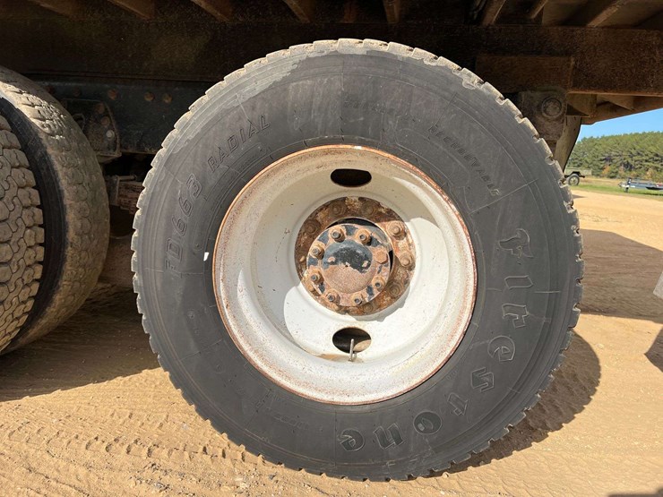 2007-international-7400-tandem-axle-dump-truck-(181,761-miles)-image-34