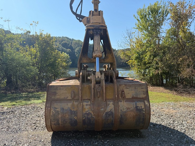 #4098-•-2015-john-deere-870g-lc-excavator-image-14