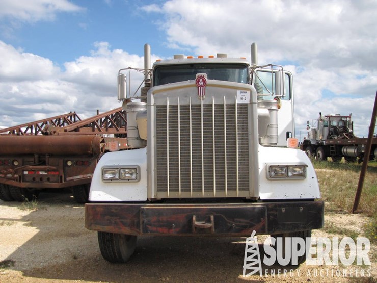 2007-kenworth-w900l-t/a-day-cab-haul-truck-image-12