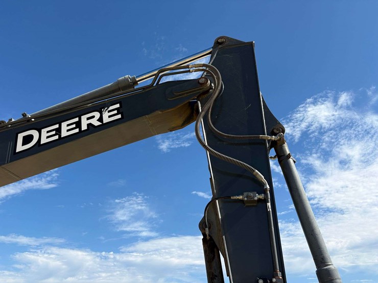 2022-john-deere-200g-excavator-(2,224-hours)-image-28