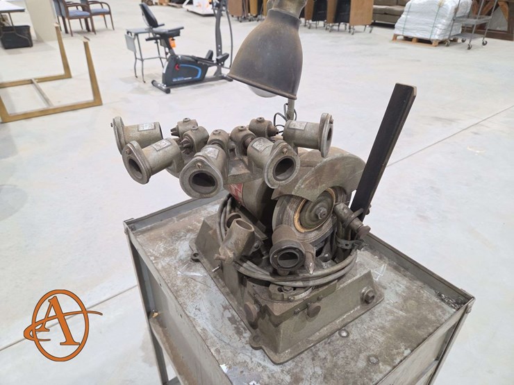 black-diamond-precision-drill-grinder-with-floor-cart-image-5
