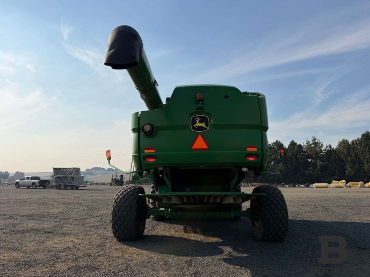 2012-john-deere-s670-combine-image-4