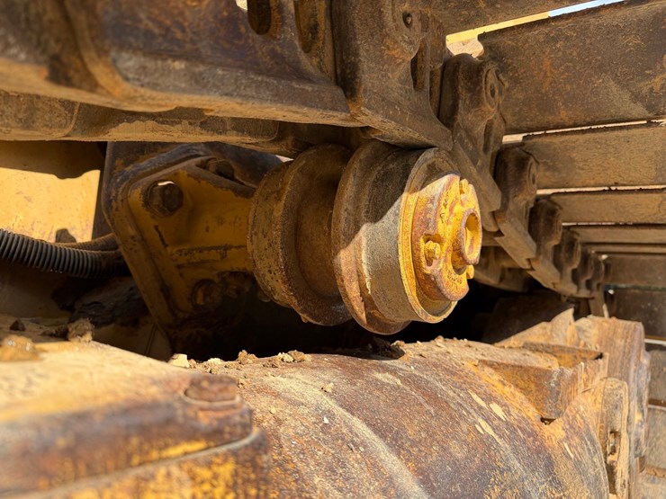 #4088-•-caterpillar-963-crawler-loader-image-102