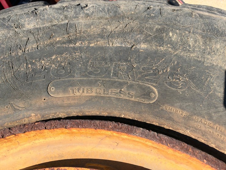 #41534-•-(2)-26.5r25-equipment-tires-image-4