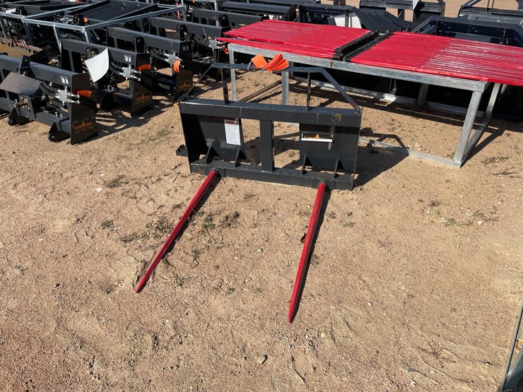 #4111-•-landhonor-skid-steer-bale-spear-attachment-image-1