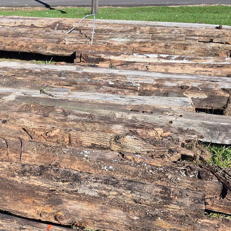 #8332 • Barn Beams