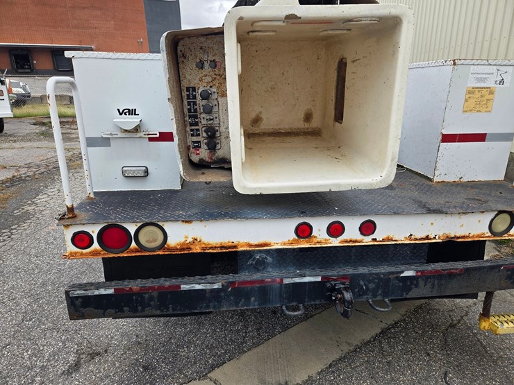 #4-•-2005-f-550-ford-small-bucket-truck-/-vin:-1fdaf56p16eb42272-/-75,475-miles-image-13