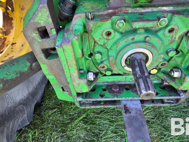 1968-john-deere-4020-2wd-tractor-image-17