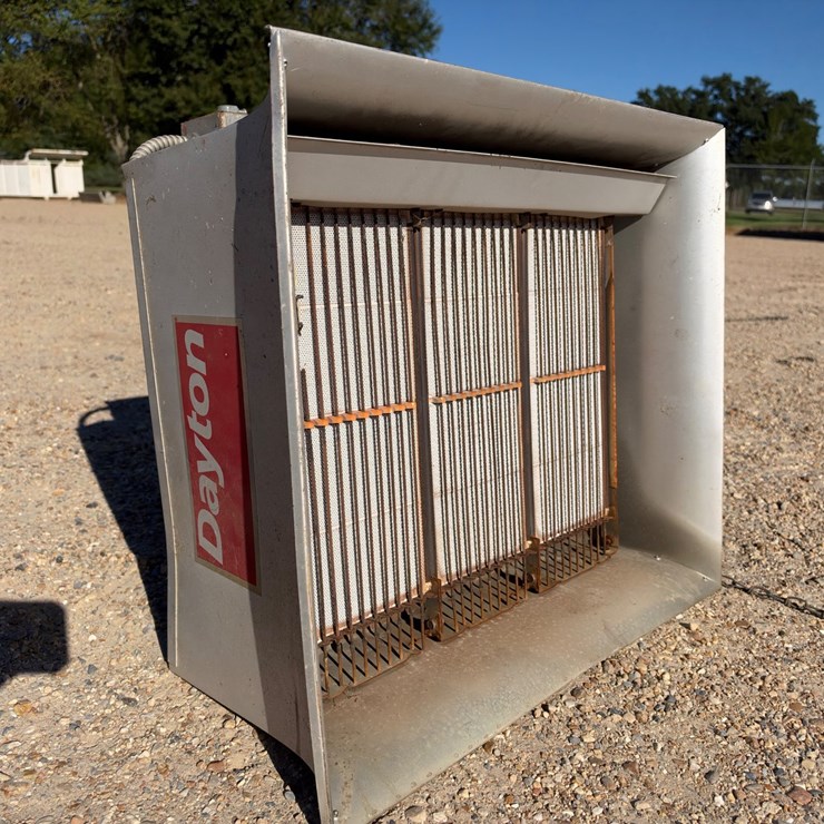 #41614 • DAYTON INFRA-RED RADIANT HEATER