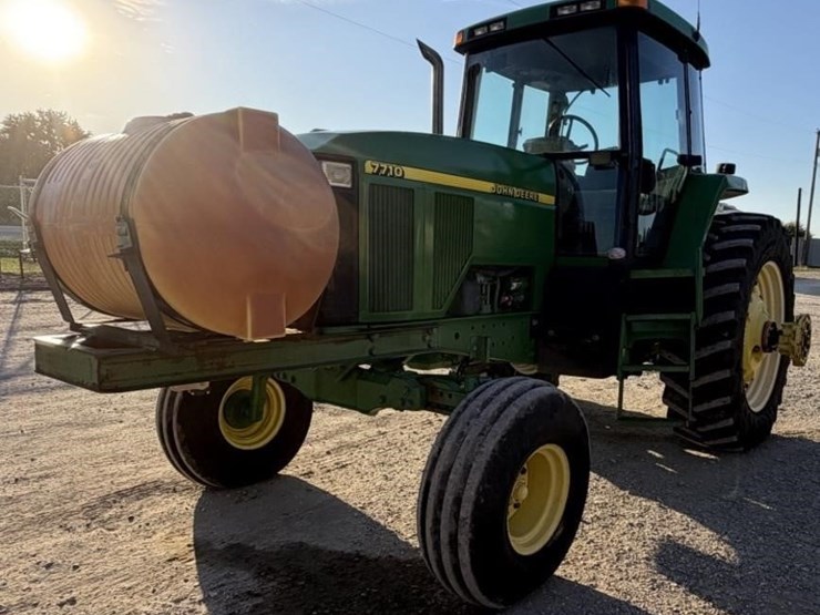 john-deere-400-image-7