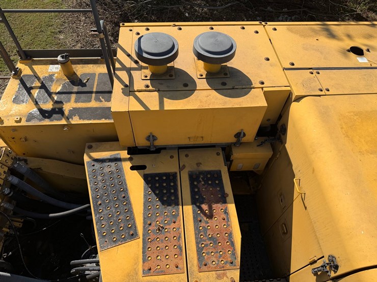 #4098-•-2015-john-deere-870g-lc-excavator-image-96