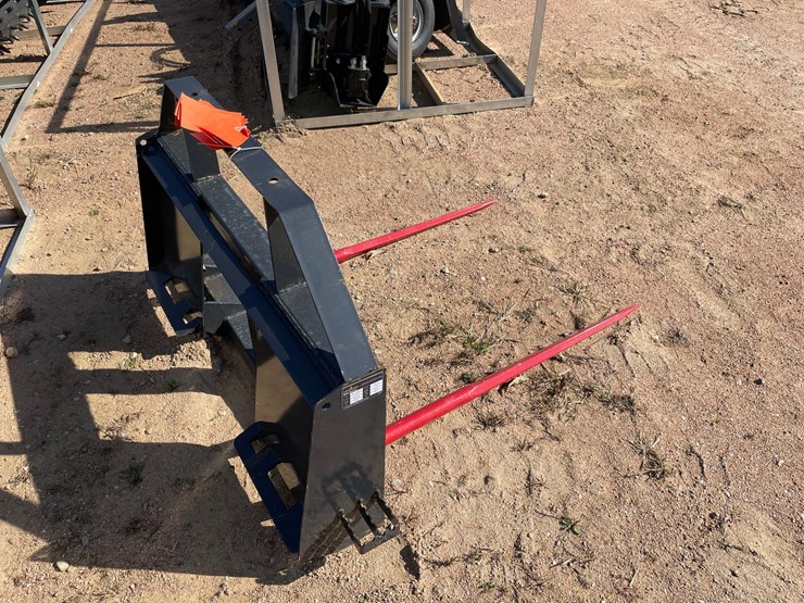 #4112-•-landhonor-skid-steer-bale-spear-attachment-image-6