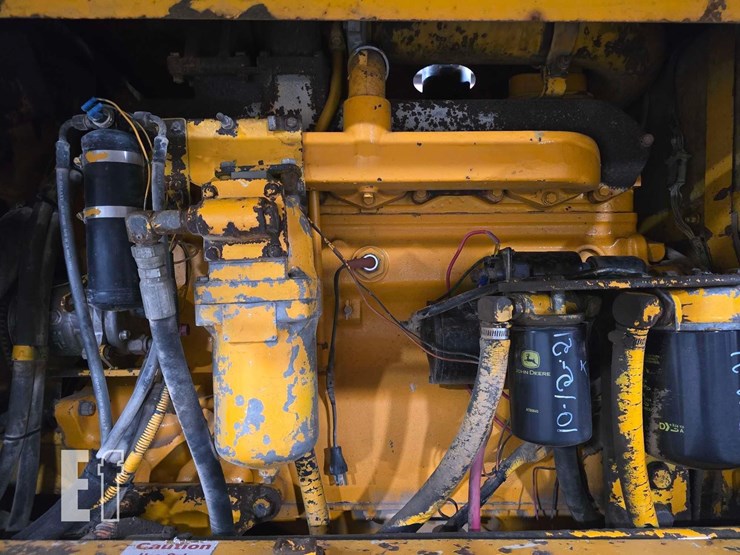1979-deere-772a-image-21