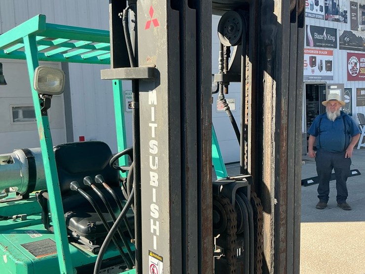 #280-•-mitsubishi-fgc30-forklift-image-25
