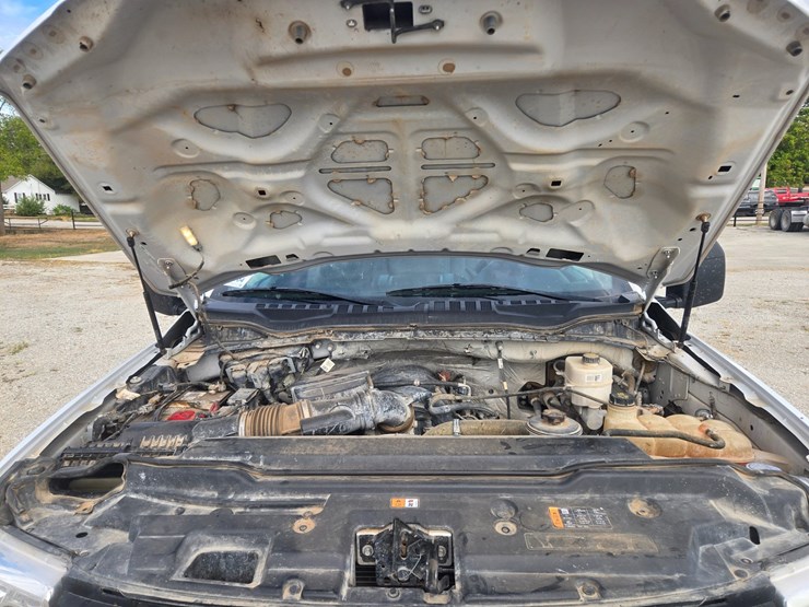 2021-ford-f350-image-21