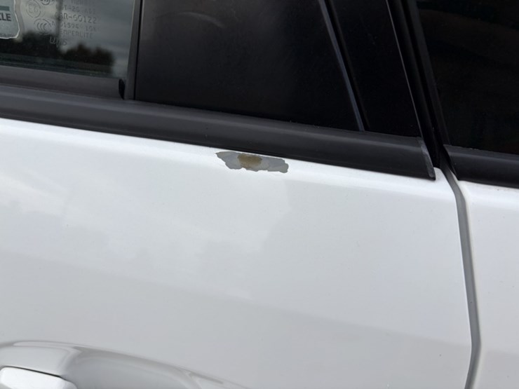 2009-toyota-prius-hybrid-sedan-image-24