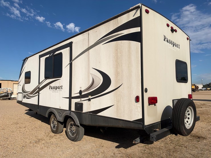 #41611-•-keystone-mobile-camper-image-3