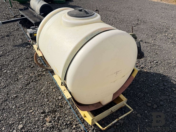 110-gallon-skid-sprayer-image-11