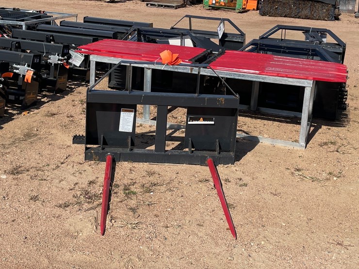 #4104-•-landhonor-skid-steer-bale-spear-attachment-image-12