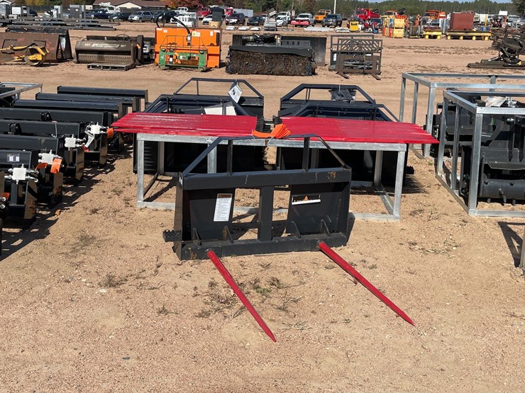 #4114-•-landhonor-skid-steer-bale-spear-attachment-image-12