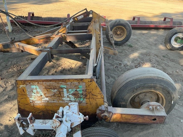 towner-12'-drag-box-scraper-image-7