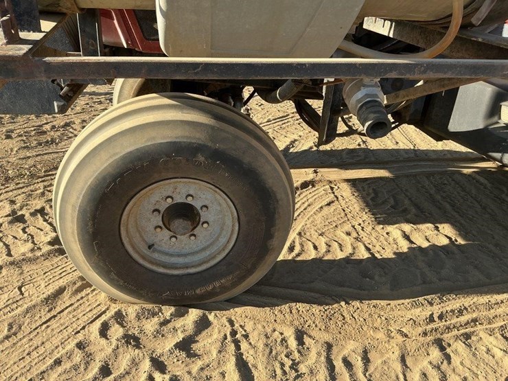 case-ih-7220-tractor-image-19