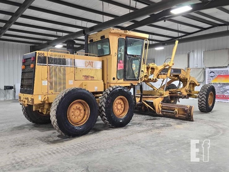 2003-caterpillar-12h-image-3