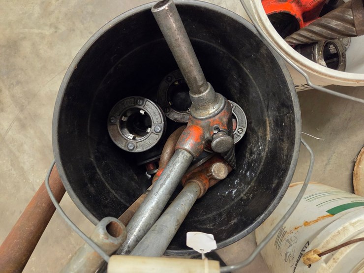 #48-•-pipe-threader-/-reamer-/-cutter-&-inserts-image-1