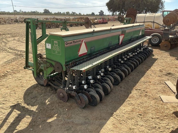 great-plains-3pd20-20'-3-pt-grain-drill-image-3