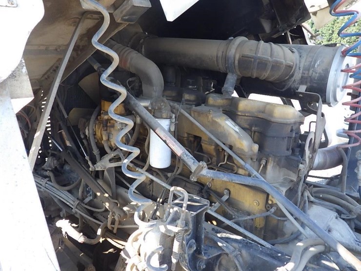 1991-freightliner-fla086-24'-3-axle-cab-&-chassis-image-9